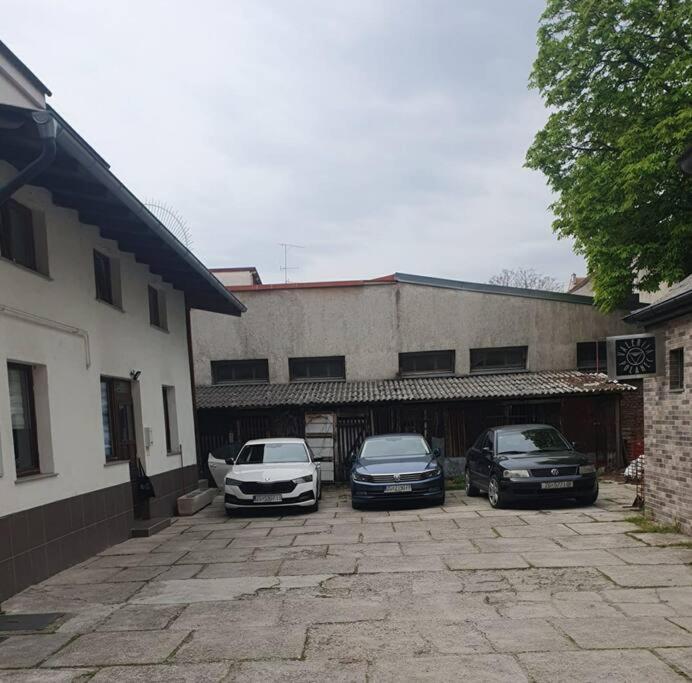 Apartments Dijana Zagreb Exterior photo